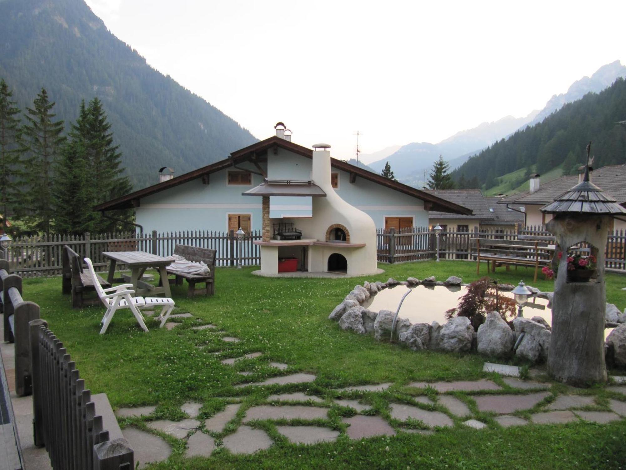Garni Villa Cecilia Mazzin Eksteriør bilde